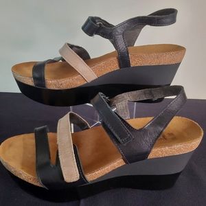 Naot Black/Brown Strappy Israel
